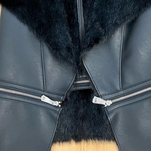Faux leather and fur trim sleeveless vest - Picture 11 of 15